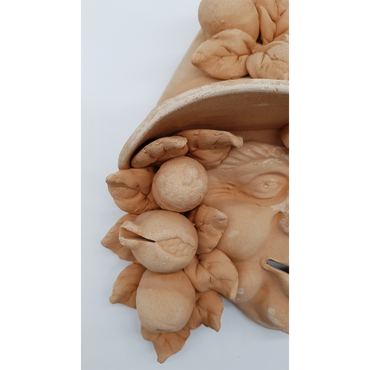 Maschera contadino frutta in terracotta