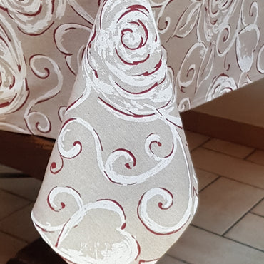 Miros Hearts Rose tablecloth