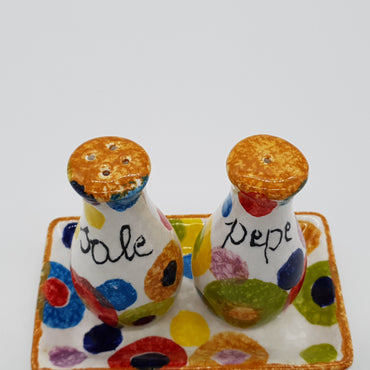 Salt and Pepper Set Decor Circles