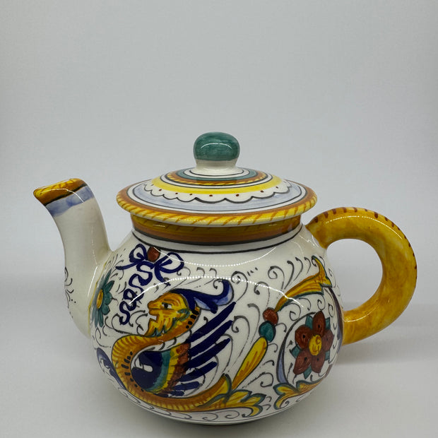 Teapot Raphaelesque Decor