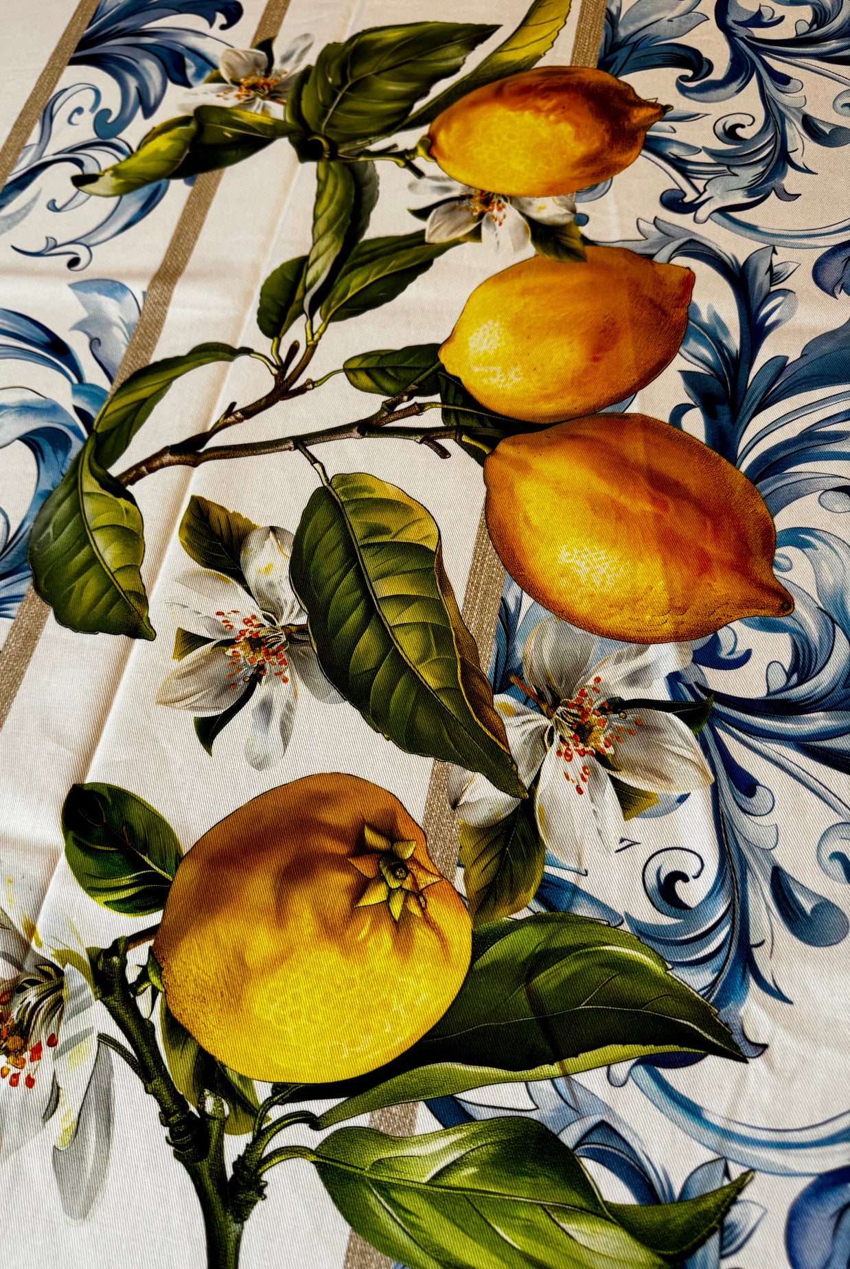 Tovaglia con Limoni e Fiori Digitale