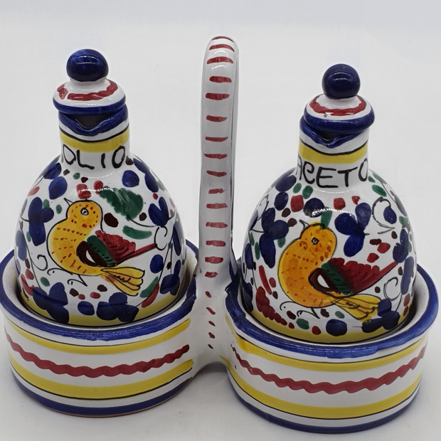 Oil And Vinegar Colored Arabesque Decor