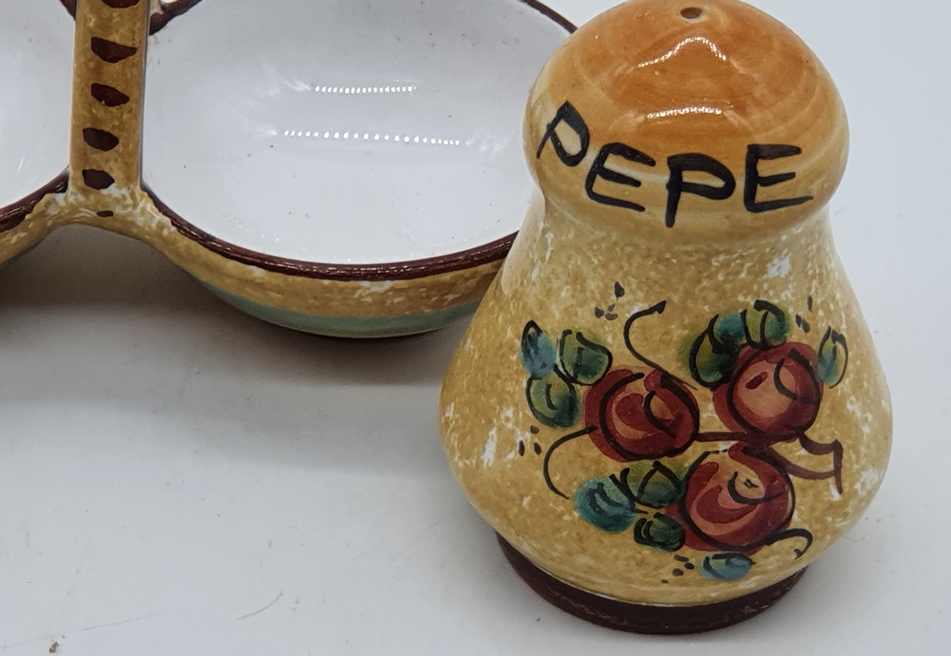 Sale E Pepe Decoro Gubbio