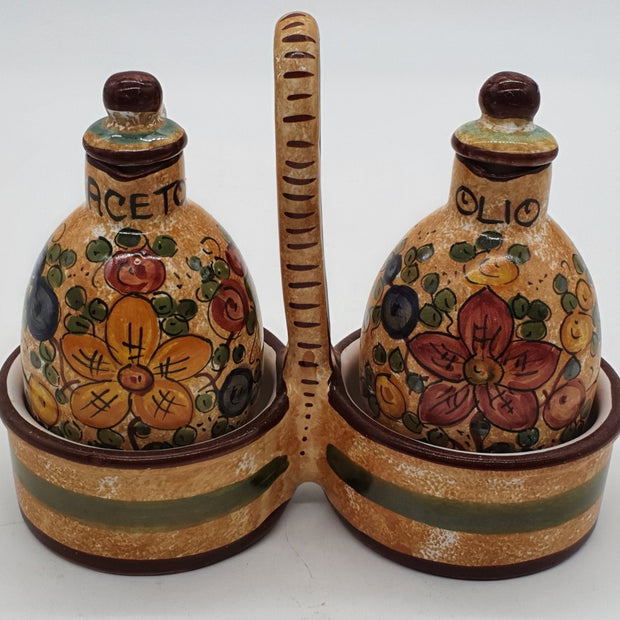 Oil And Vinegar Decor Gubbio