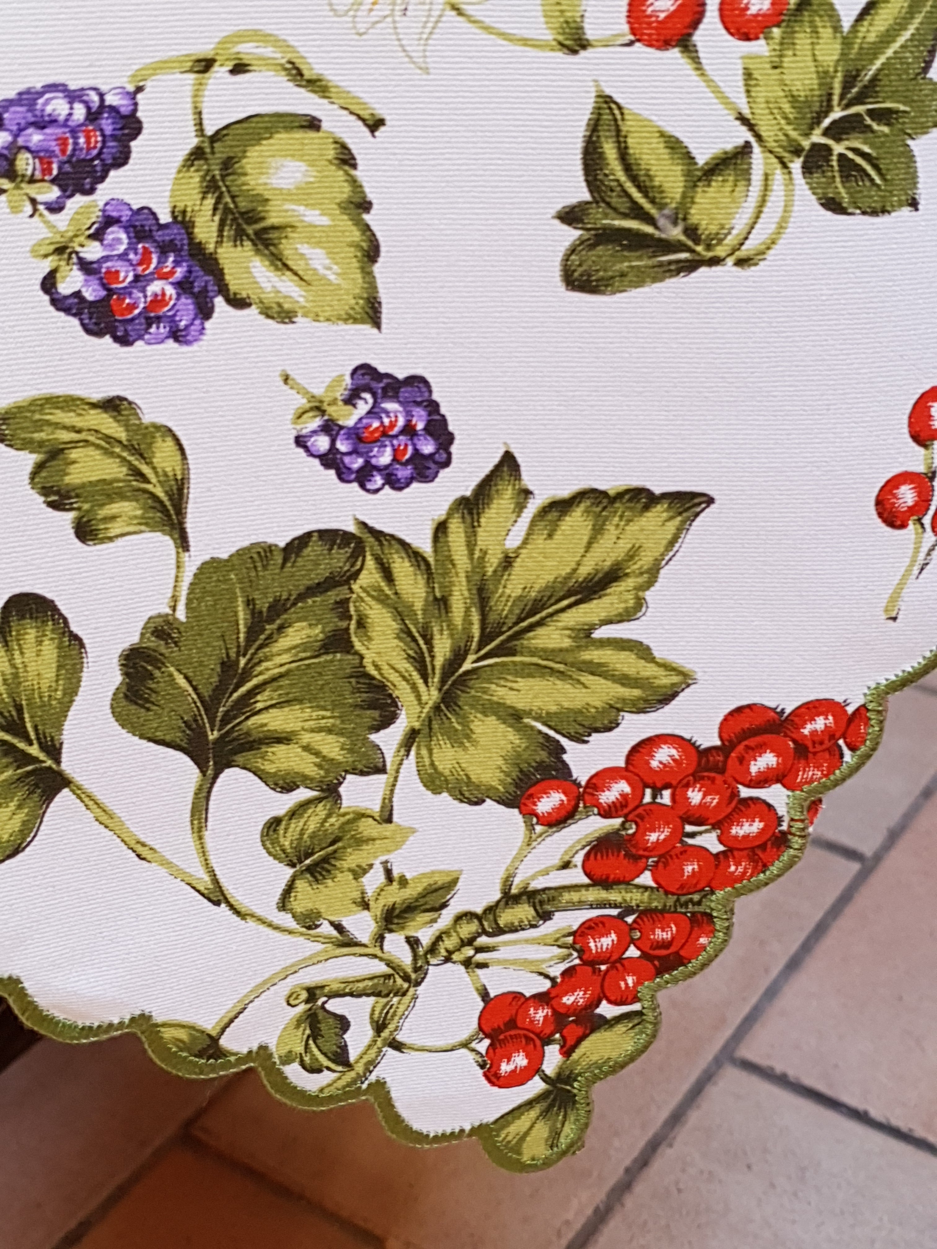 Berries Tablecloth Tuscan Tablecloths