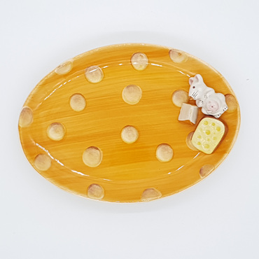Oval tray with mice