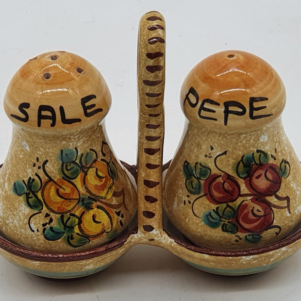 Salt And Pepper Decor Gubbio