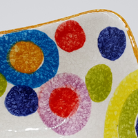 Bolo quadrato con decoro cerchi