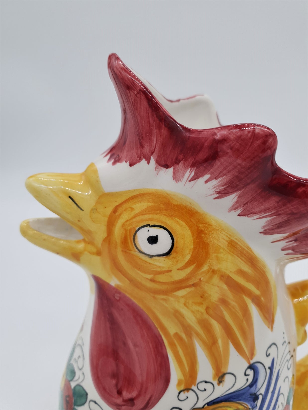 Brocca a Forma di Gallo Decoro Raffaellesco