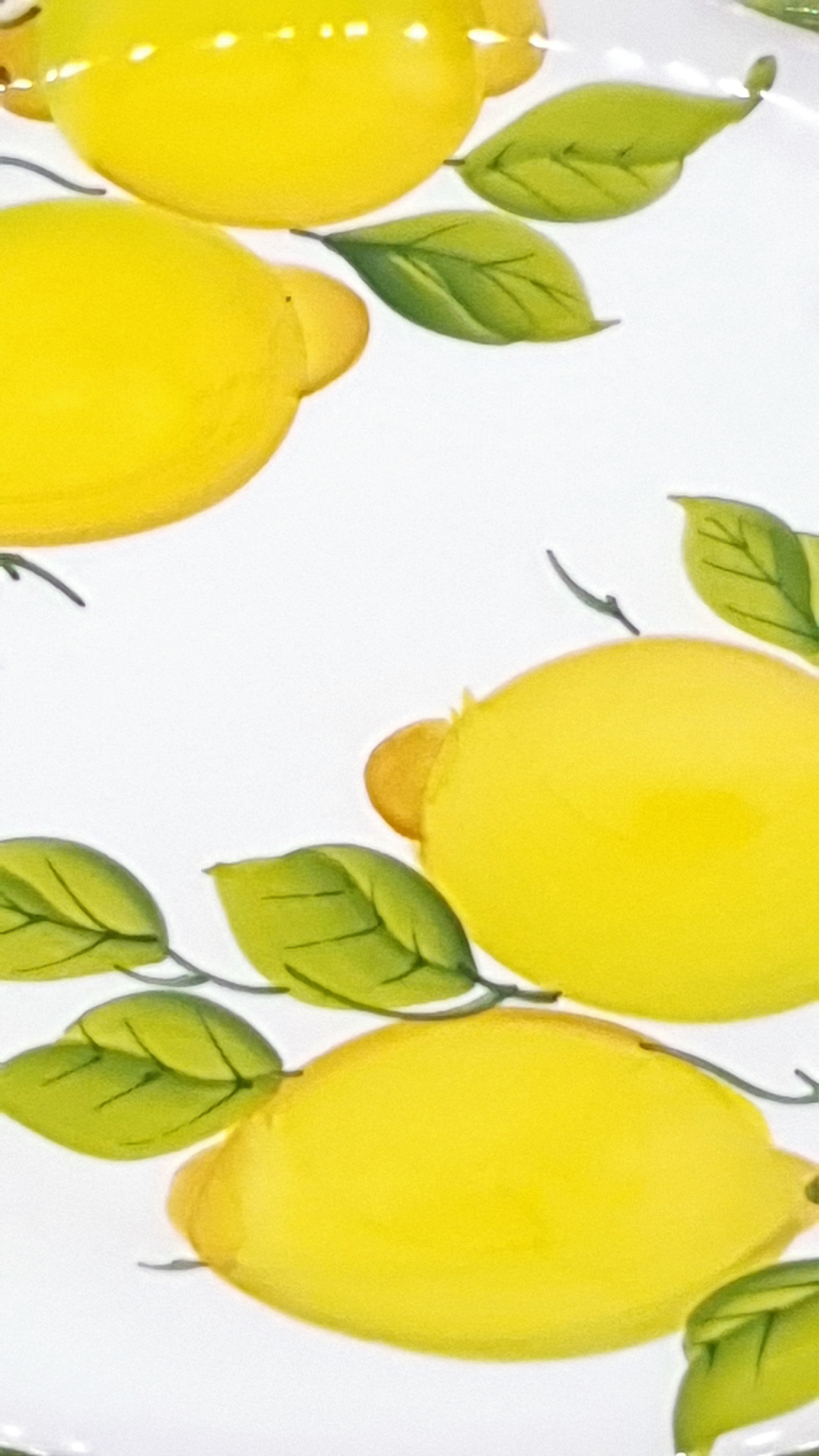 Round Tray Lemon Relief Decoration