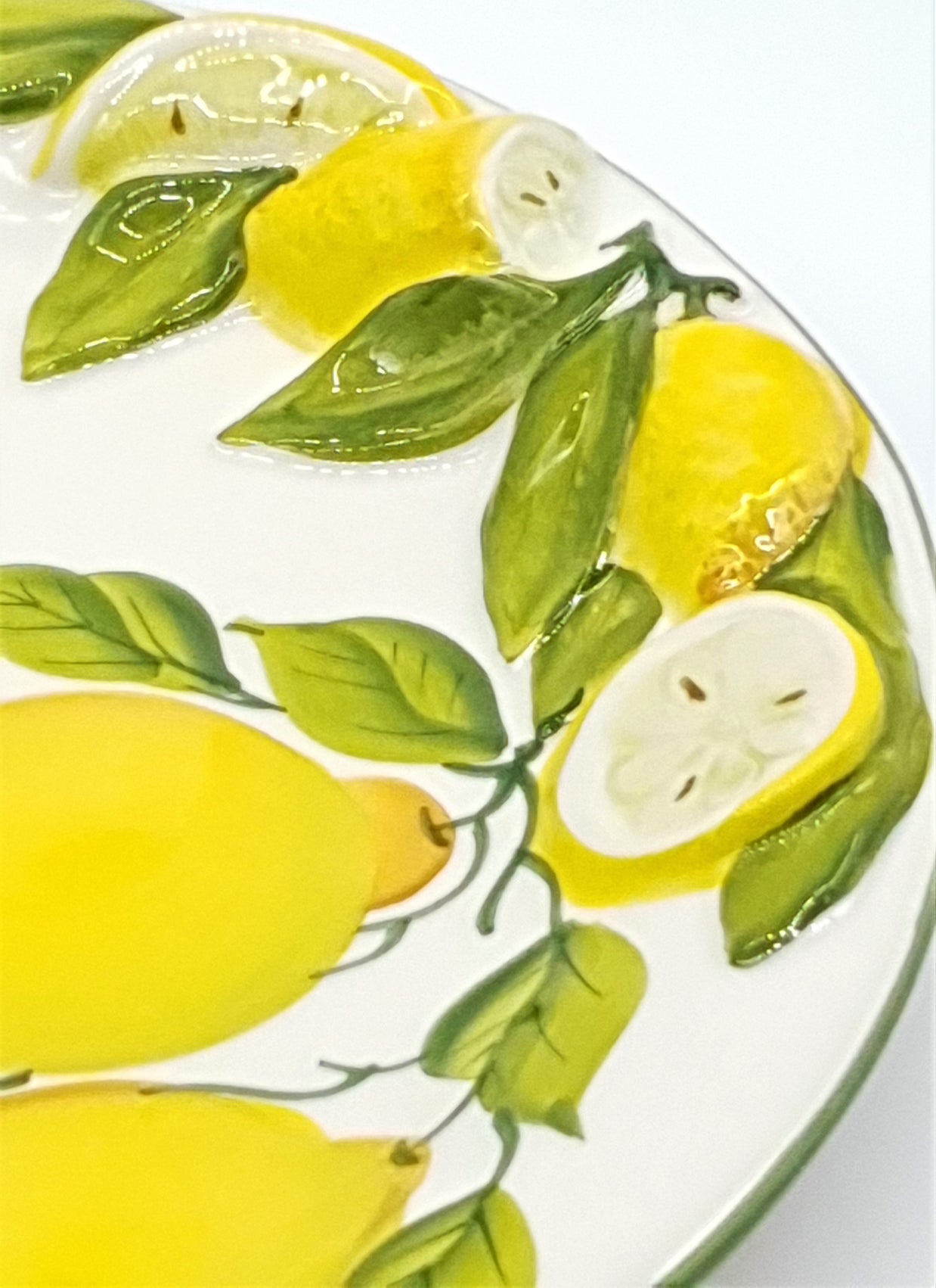 Round Tray Lemon Relief Decoration